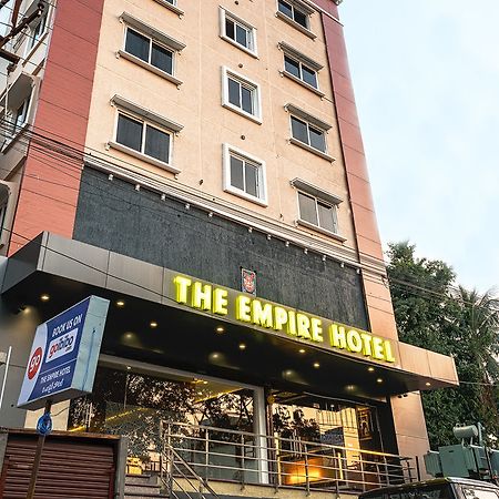 Treebo Empire Hotel Vidzsajavádá Kültér fotó